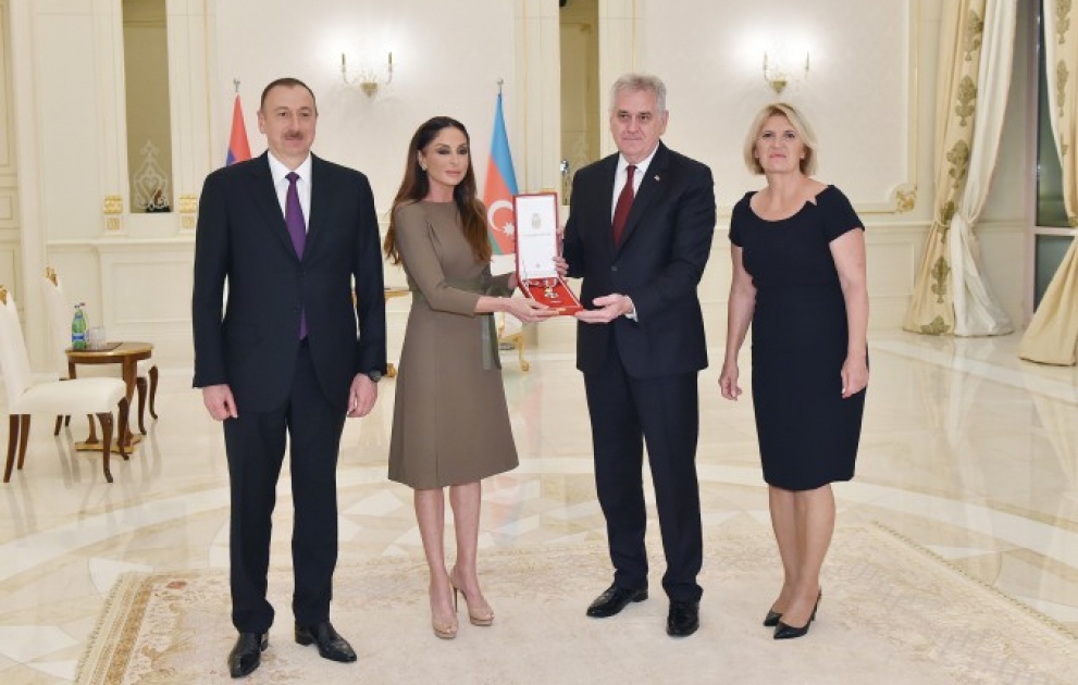 President Ilham Aliyev met with President of Serbia Tomislav Nikolic