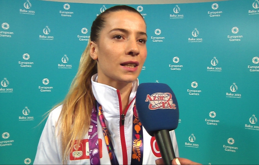 Serap Özçelik: Qalib olduğum üçün çox xoşbəxtəm