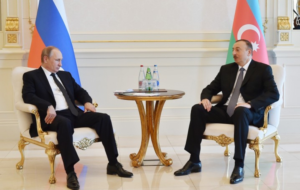 Treffen des aserbaidschanischen Präsidenten Ilham Aliyev mit seinem russischen Amtskollegen Wladimir Putin