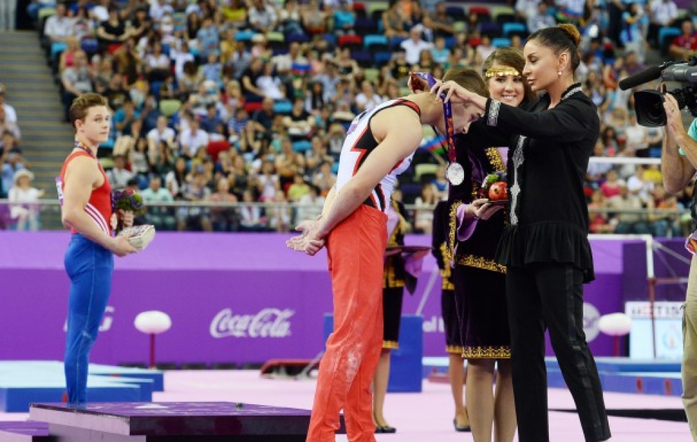 Azərbaycan gimnastı Oleq Stepko birinci Avropa Oyunlarının çempionu olub. Qaliblərə medalları birinci xanım, “Bakı-2015” qitə Oyunları Təşkilat Komitəsinin sədri, Gimnastika Federasiyasının prezidenti Mehriban Əliyeva təqdim edib