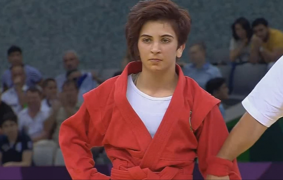 Azərbaycan samboçusu Nəzakət Xəlilova gümüş medal qazanıb