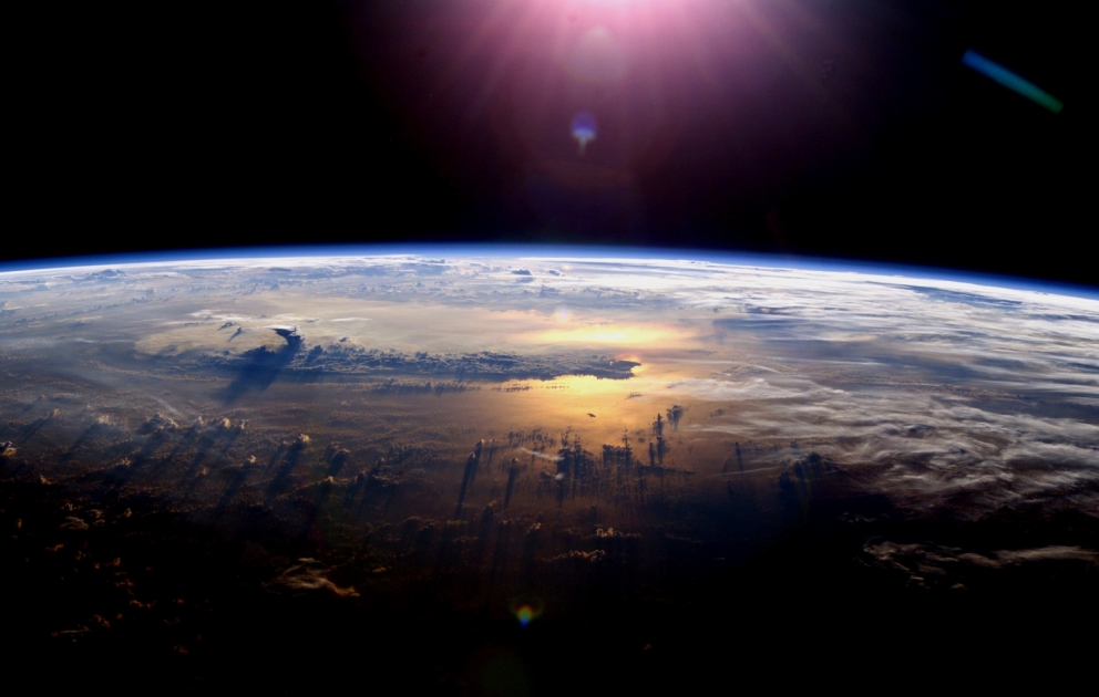 NASA-nın canlı yayımı zamanı UNO görünüb