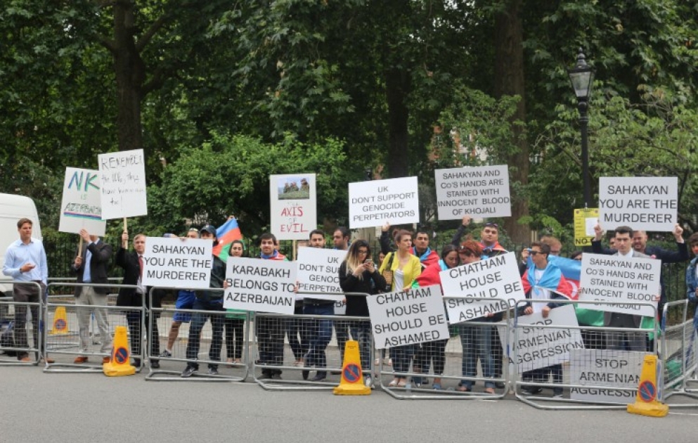 Protest action held in front of Chatham House building
