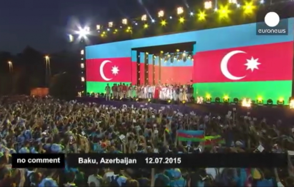 “Euronews” Azərbaycan idmançılarının və könüllülərin paradından video yayımlayıb
