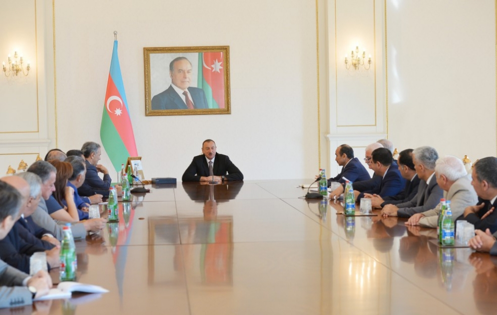 President Ilham Aliyev met with members of the Board of Directors of the Press Council on the occasion of the 140th anniversary of the national press