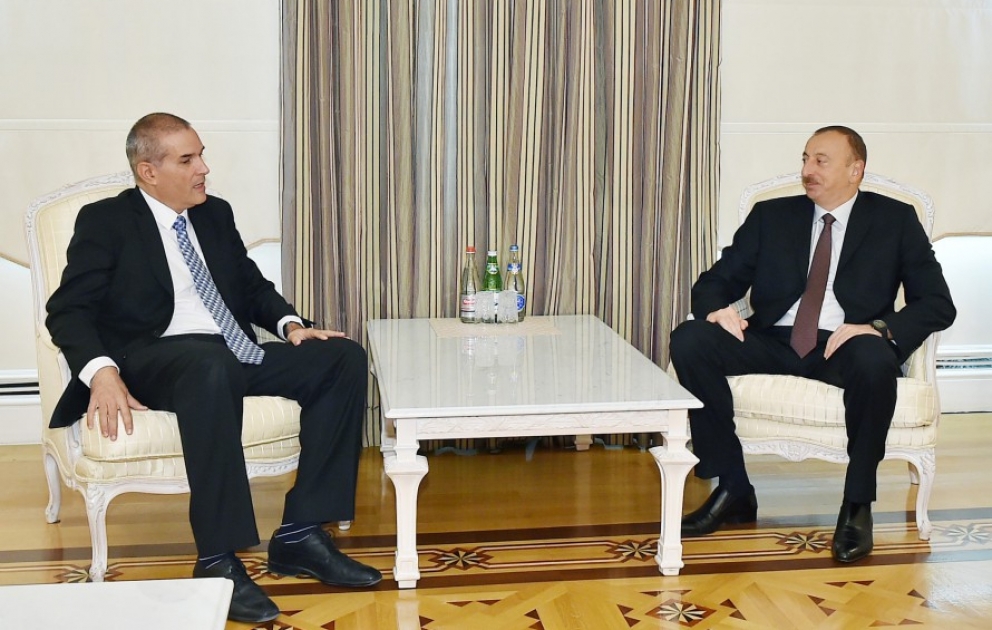 Prezident İlham Əliyev İsrailin Azərbaycandakı səfirini qəbul edib