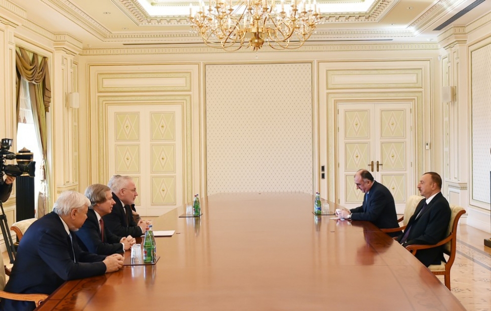 Präsident von Aserbaidschan Ilham Aliyev hat die Co-Vorsitzenden in der OSZE Minsk-Gruppe empfangen