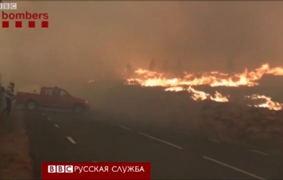 Лесной пожар тушат в Испании