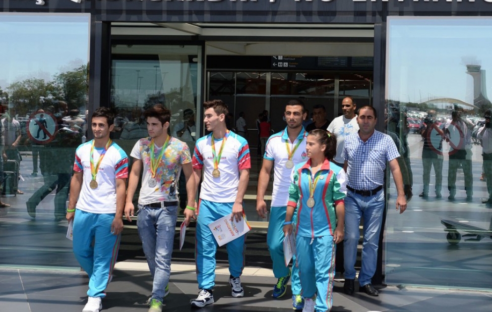 “Tbilisi-2015” 13-cü Avropa Gənclər Olimpiya Festivalında uğurla çıxış edən cüdoçularımız Vətənə qayıdıblar