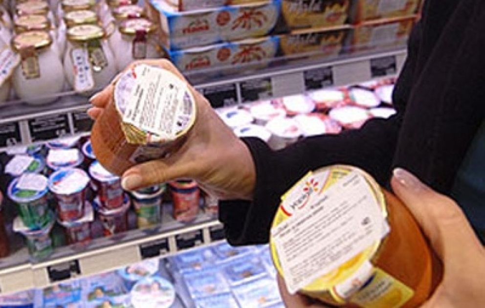 On utilise de différentes méthodes pour vendre les produits périmés aux acheteurs