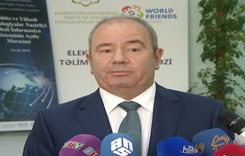 Əli Abbasov: “Skype”, “Facebook” və “WhatsApp” lisenziyalaşdırılmalıdır