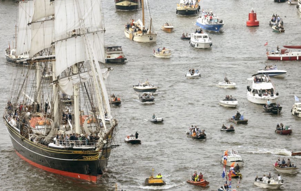 Segel hoch bei SAIL Amsterdam