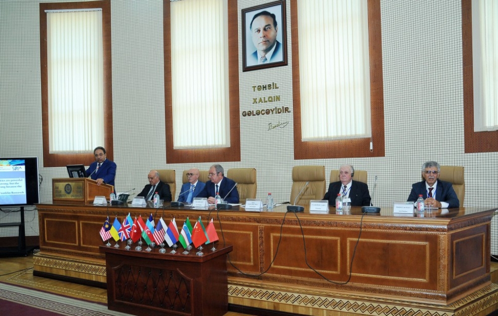 Bakıda “Sənaye tətbiqli idarəetmə və optimallaşdırma” mövzusunda beynəlxalq konfrans işə başlayıb