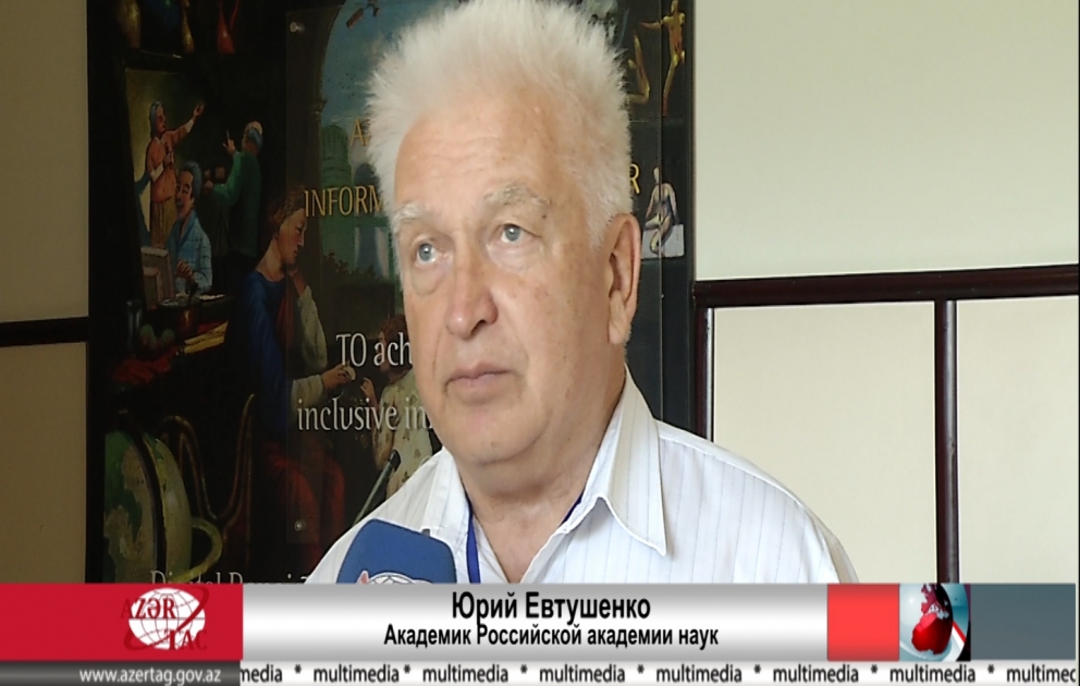 Юрий Евтушенко: Такие мероприятия привлекают и популяризируют науку среди молодежи
