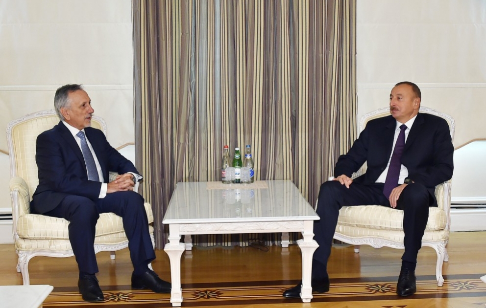 Entretien du président azerbaïdjanais Ilham Aliyev avec le Secrétaire d'Etat aux Affaires étrangères et politiques de Saint-Marin