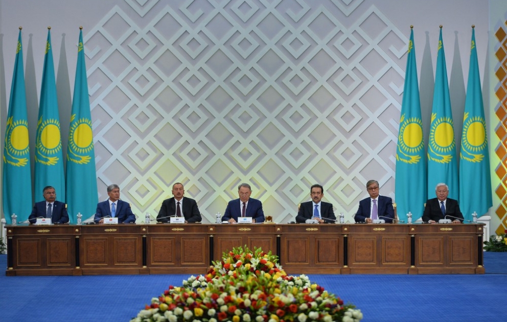 Le président Ilham Aliyev a assisté à la cérémonie solennelle consacrée aux 550 ans du Khanat kazakh
