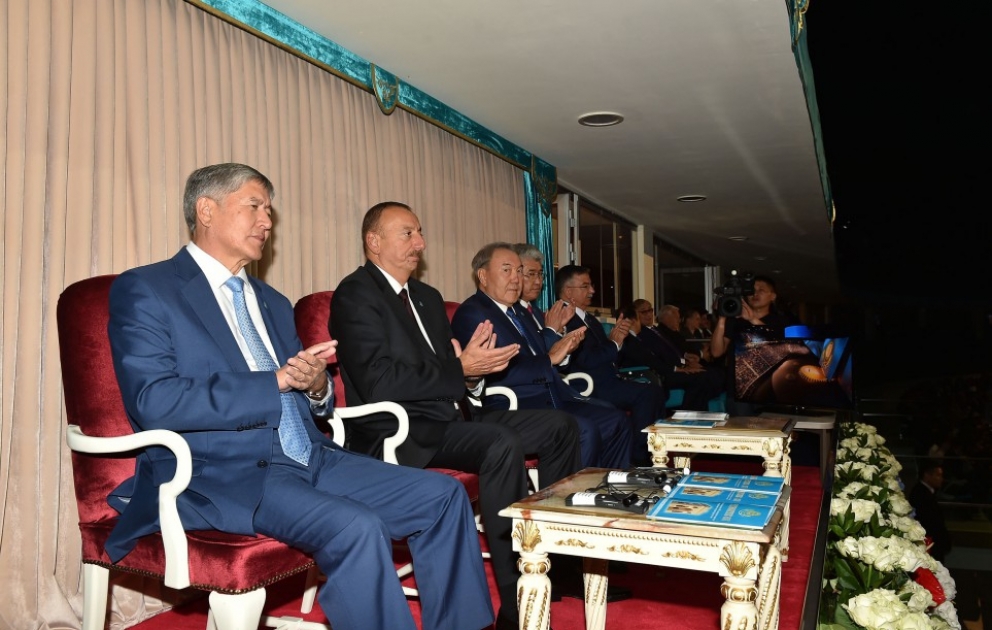Prezident İlham Əliyev Astanada Qazax xanlığının 550 illik yubileyi ilə bağlı teatrlaşdırılmış tamaşaya baxıb