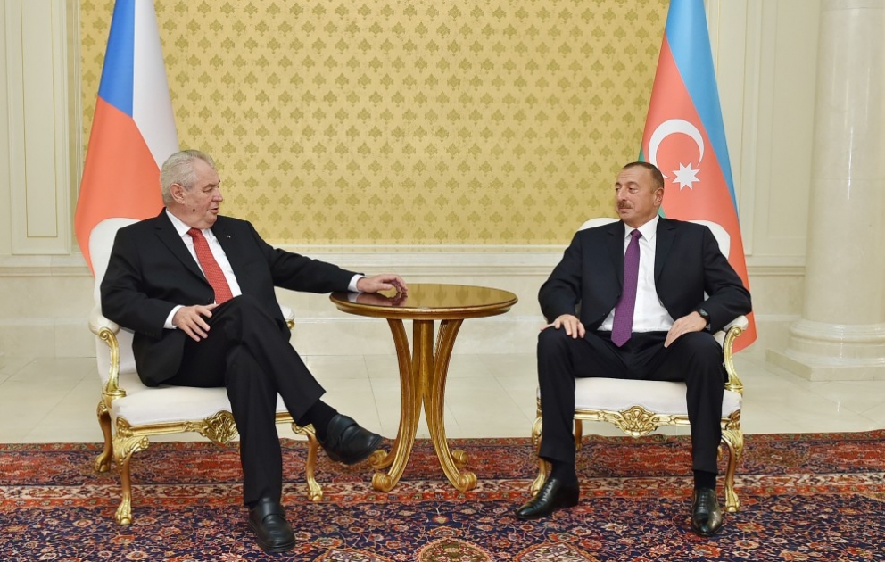 Entretien du président İlham Aliyev avec son homologue tchèque Milos Zeman