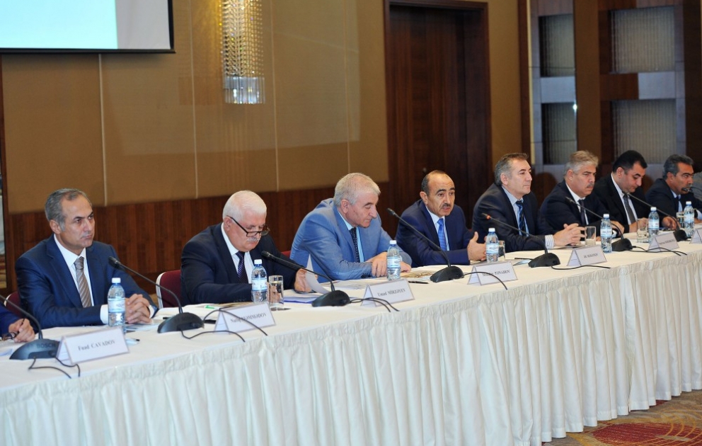 Seçkiqabağı təşviqat prosesində KİV-lərin rolu və vəzifələri” mövzusunda seminar-müşavirə keçirilib