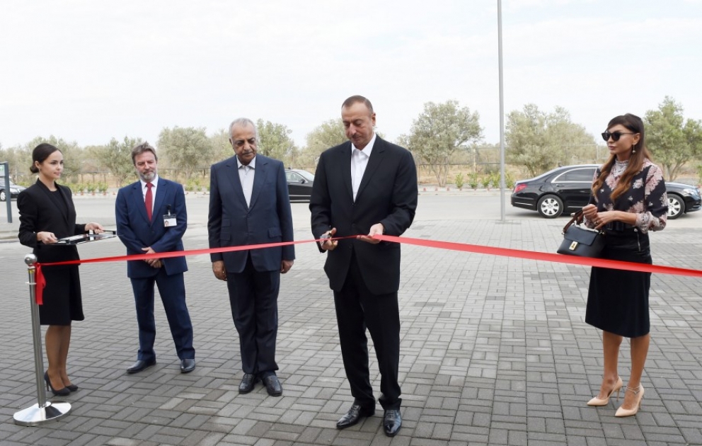 Azərbaycan Prezidenti İlham Əliyev “Xəyal Adası” layihəsi çərçivəsində SABIS Sun Beynəlxalq məktəb kompleksinin və Qolf klubunun açılışında iştirak edib