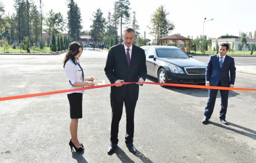 Ucar Rayon Mərkəzi Xəstəxanasının yeni binası istifadəyə verilib