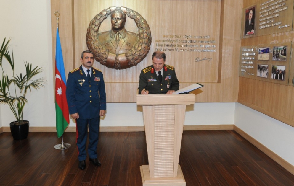 General-polkovnik Elçin Quliyev Türkiyə Silahlı Qüvvələrinin Baş Qərargah rəisi ilə görüşüb