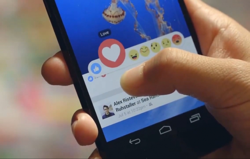 Facebook-da “like” düyməsini emosiyalar əvəz edəcək