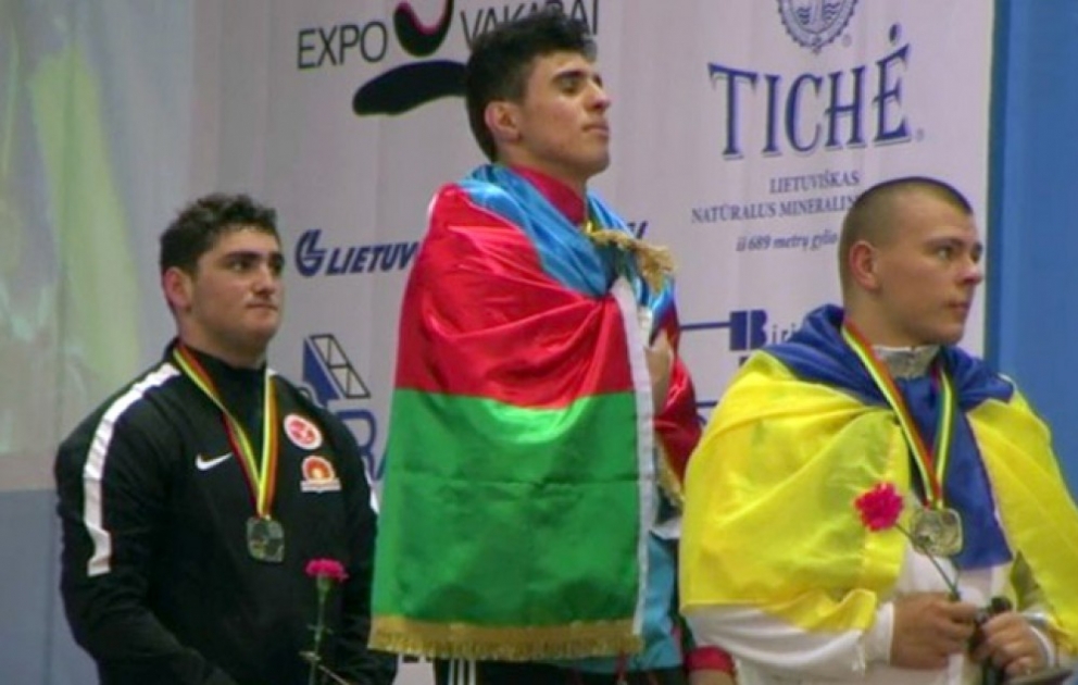 Ещё один азербайджанский тяжелоатлет стал чемпионам Европы