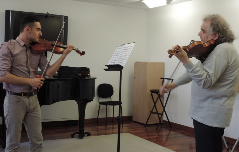İspaniya tarixində Kraliça Sofiya adına Musiqi Akademiyasında təhsil alan ilk azərbaycanlı