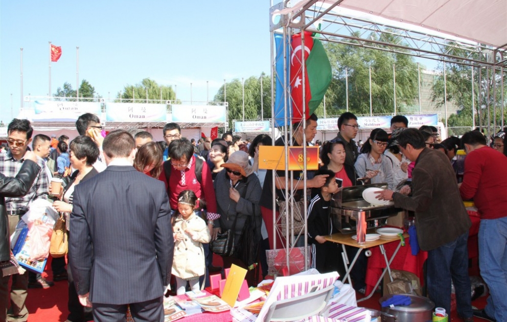 Azerbaijan joins charity sale to aid village teachers in Beijing