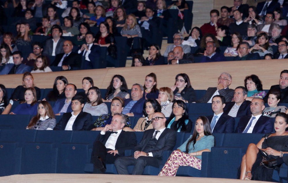 Présentation du film «Bakou, je t'aime» au Centre Heydar Aliyev