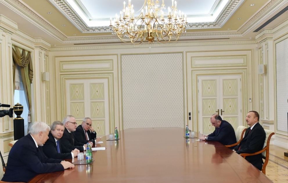 Präsident Ilham Aliyev hat die Ko-Vorsitzenden der OSZE Minsk-Gruppe und den persönlichen Beauftragten des OSZE-Vorsitzes für den Minsk-Prozess empfangen