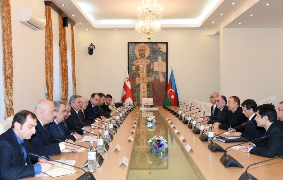 Prezident İlham Əliyevin Gürcüstan parlamentinin sədri ilə görüşü olub