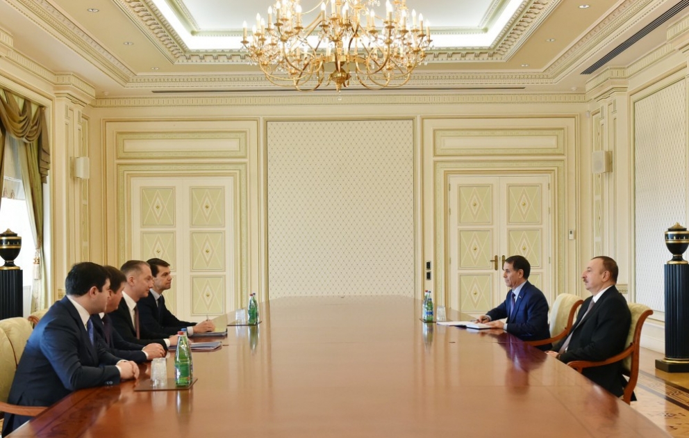 Aserbaidschans Präsident Ilham Aliyev hat eine Delegation um den Leiter des Präsidialamtes der Ukraine empfangen
