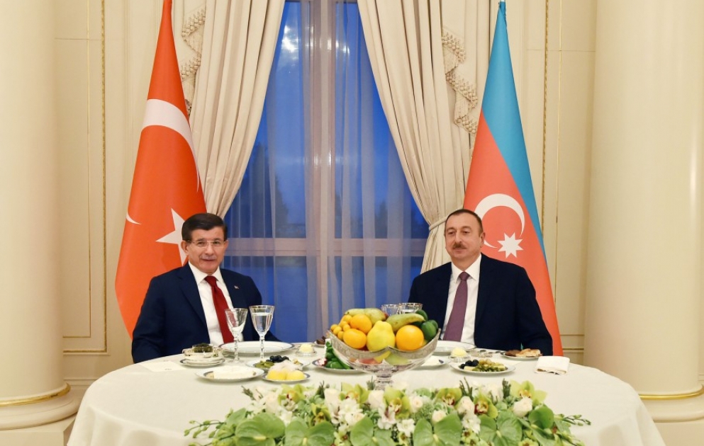 Dinner reception was hosted on behalf of President Ilham Aliyev in honor of Turkish Prime Minister Ahmet Davutoglu