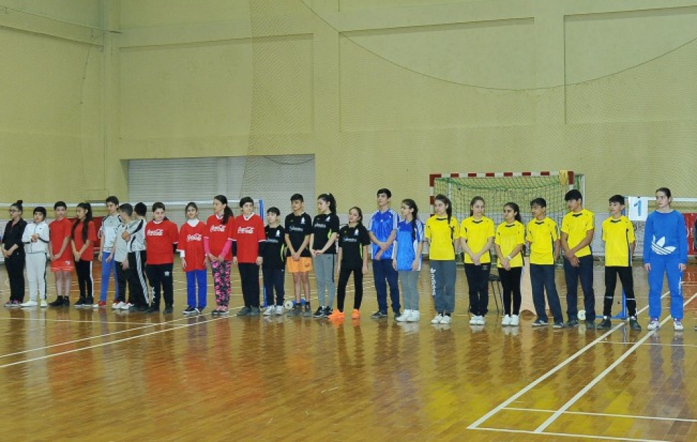 “Olimpiya hərəkatı” proqramı çərçivəsində badminton üzrə birinciliyə yekun vurulub