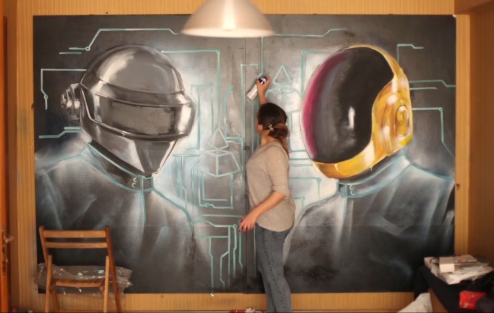 Azərbaycanlı rəssam Daft Punk-ın üzvlərini çəkib
