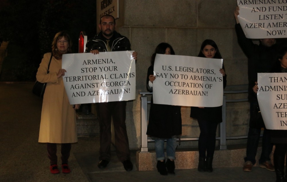 Vaşinqtonda erməni işğalına qarşı etiraz aksiyası keçirilib