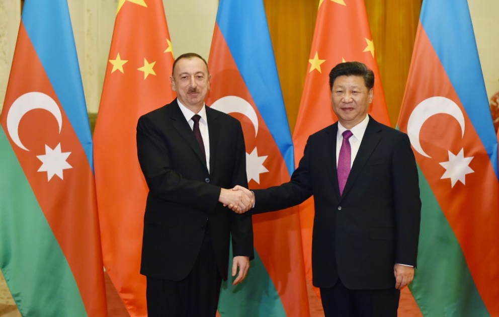 La cérémonie d'accueil officiel du président Ilham Aliyev à Pékin