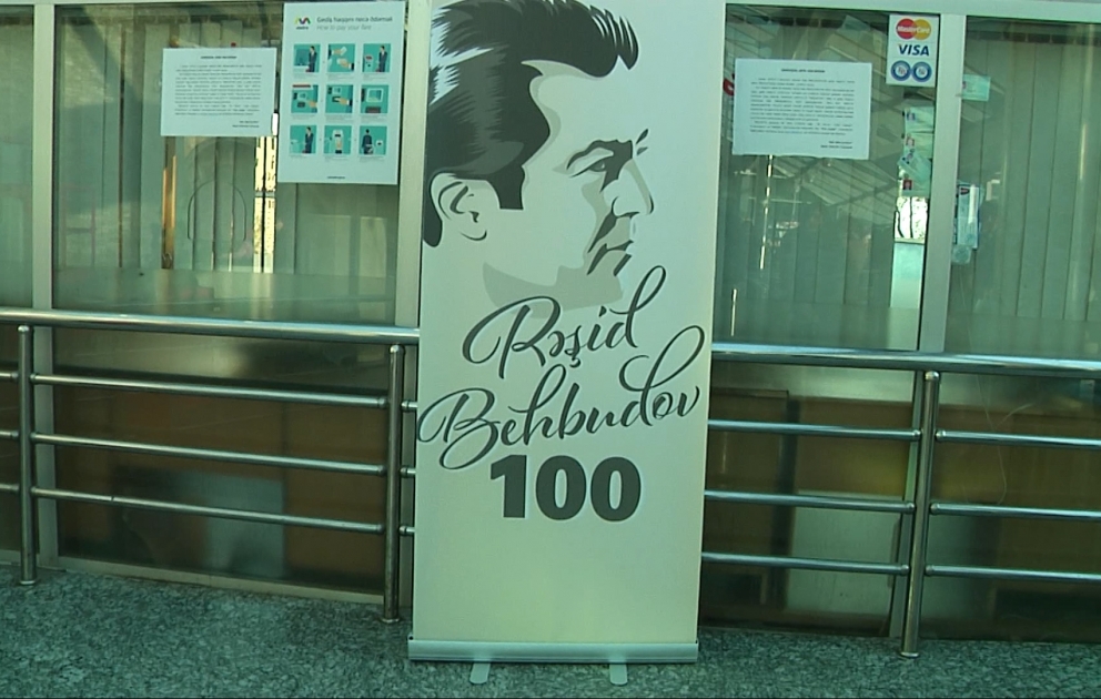 Bakı metrosunda Rəşid Behbudovun 100 illik yubileyi qeyd olunur