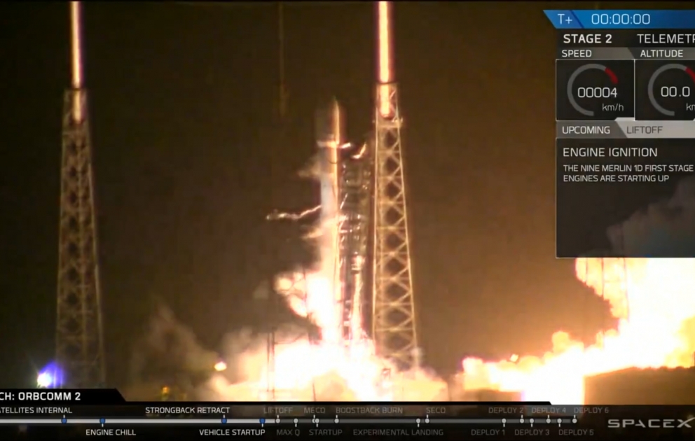 Orbitə 11 peyk çıxaran "Falcon 9" raketi uğurla Yerə qayıdıb