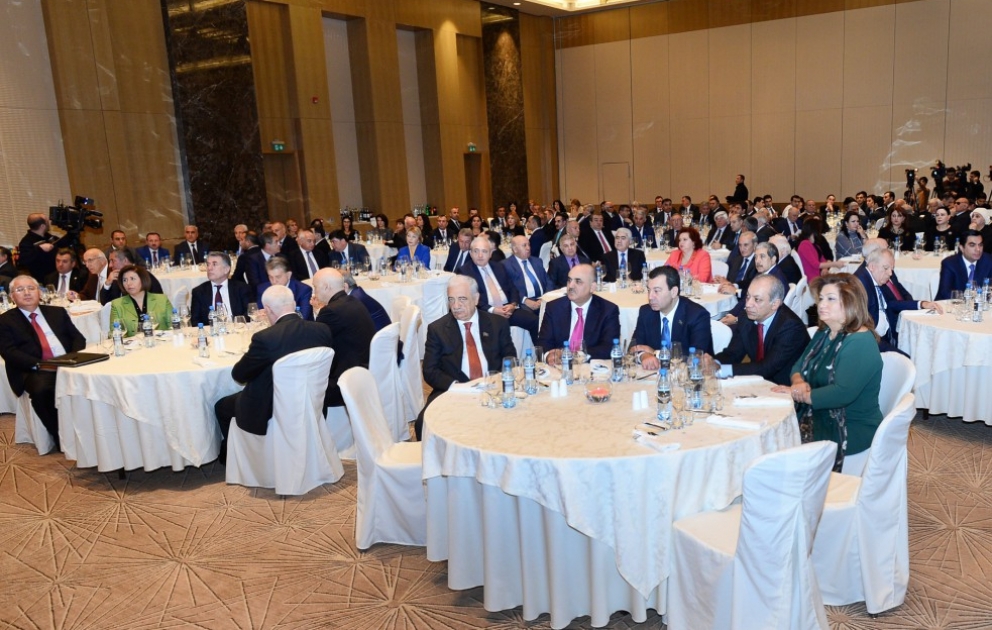 Baku hosts "For new targets" conference