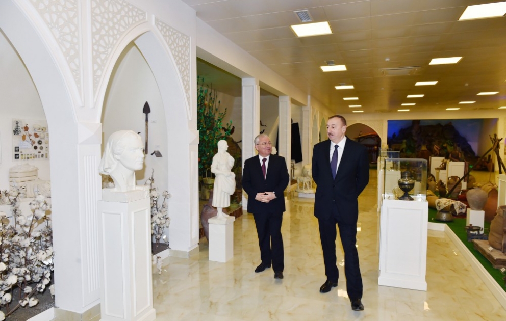 Prezident İlham Əliyev Bakıda “Baytarlıq şəhərciyi”nin açılışında iştirak edib