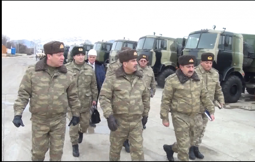 Министр обороны Азербайджана принял участие в открытии трех новых воинских частей на линии фронта