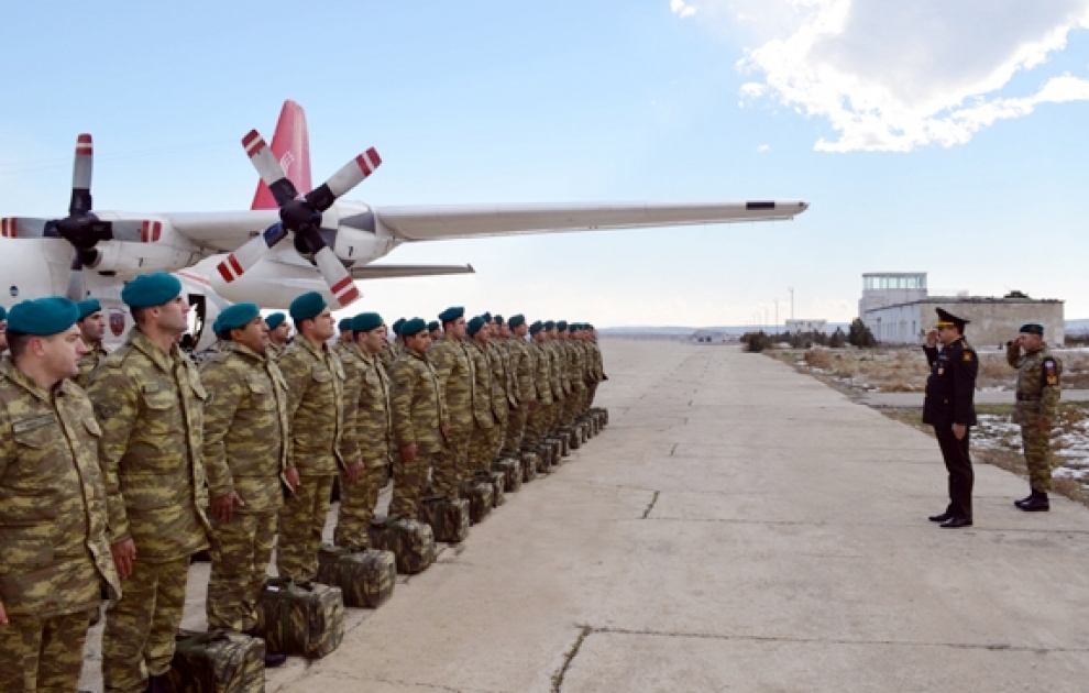 Aserbaidschanische Friedenstruppe begeben sich auf den Weg nach Afghanistan