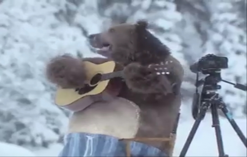 Reklam dediyin belə olar
 Son zamanların ən kreativ reklamı