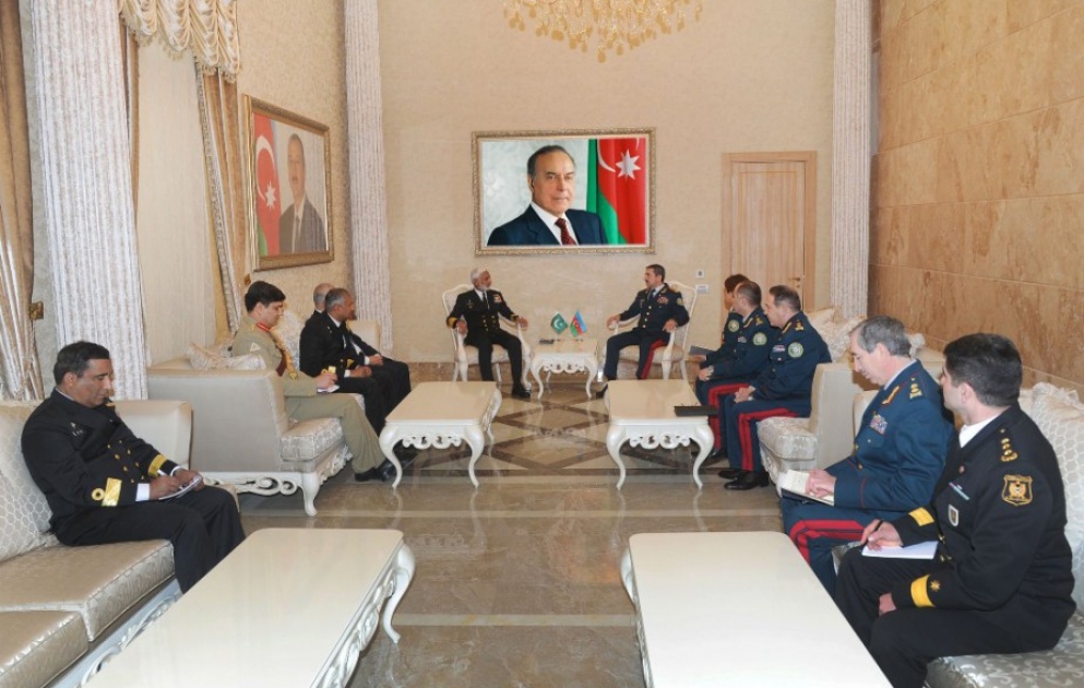 Besprechung von Aussichten für aserbaidschanisch-pakistanische Zusammenarbeit im Sicherheitsbereich