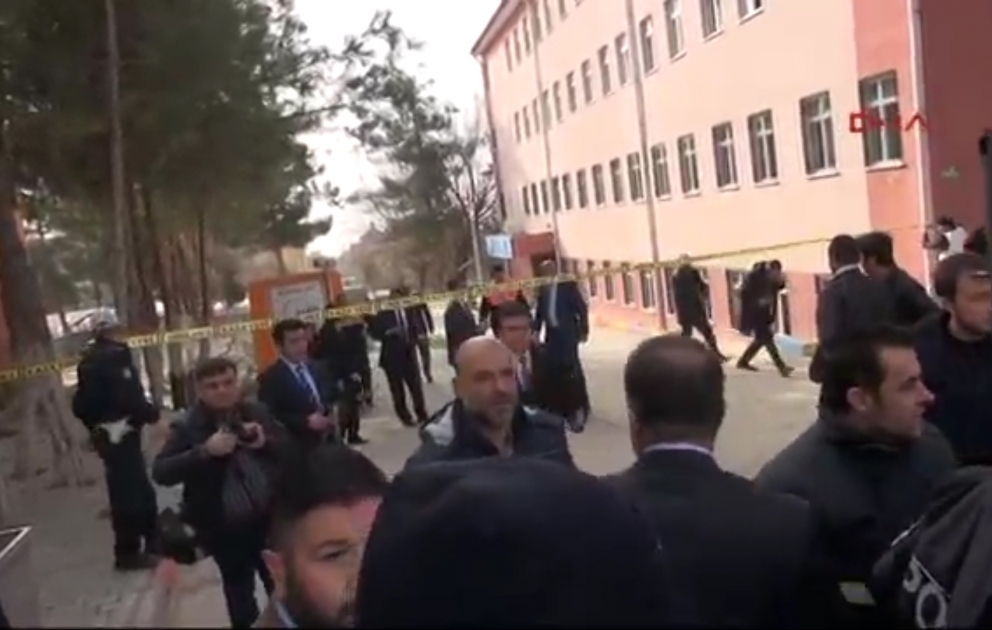 Türkiyədə məktəb partladıldı