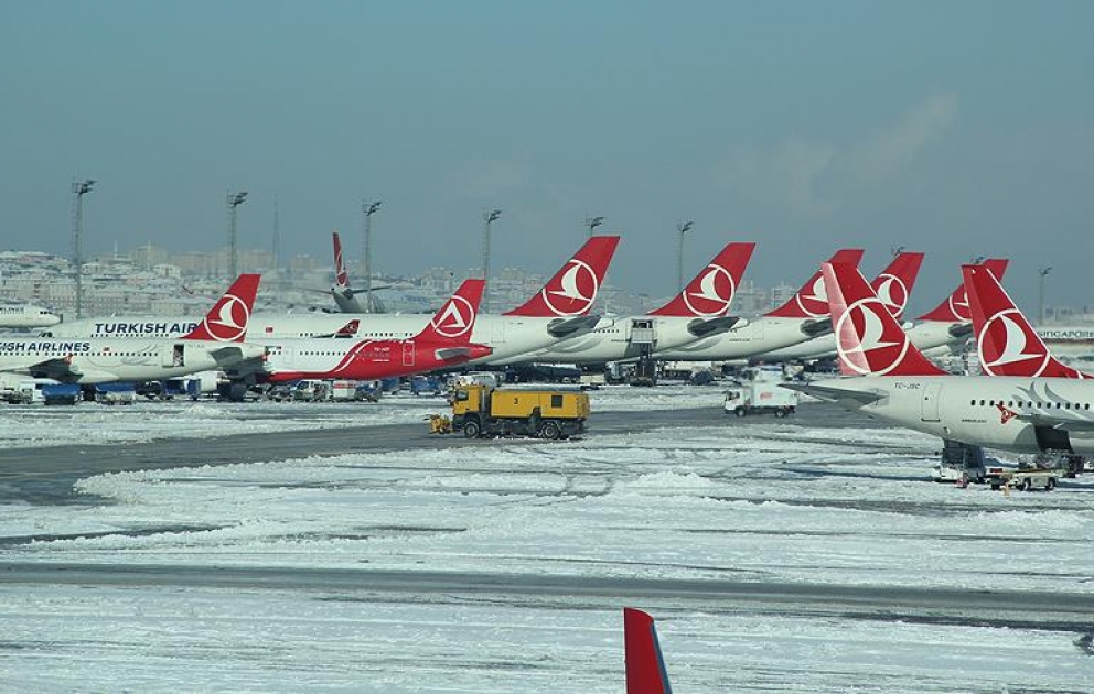 İstanbuldan Bakı və Gəncəyə olan aviareyslər təxirə salınıb