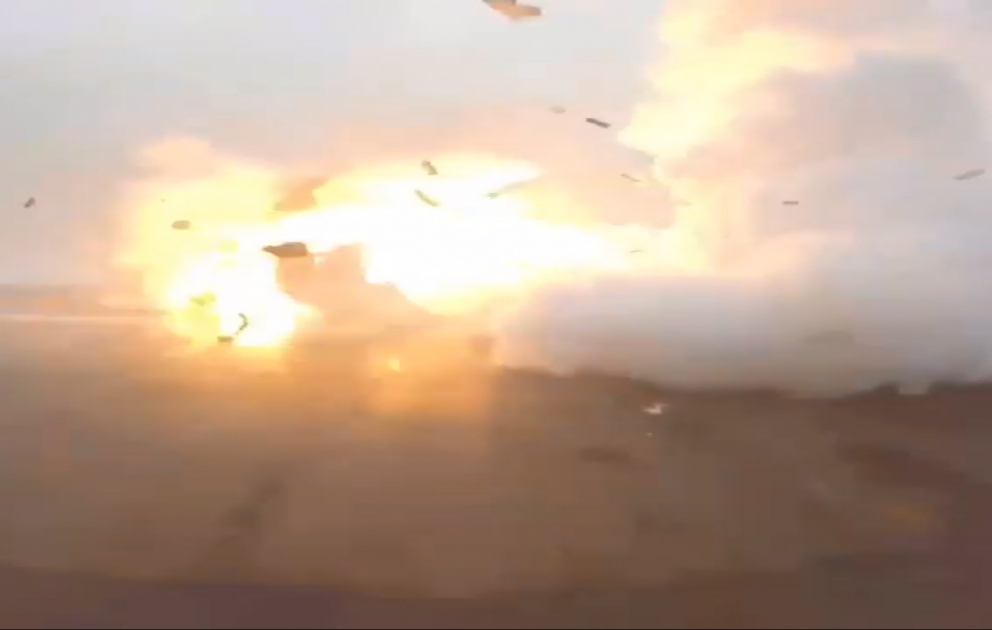 SpaceX: Falcon 9 explose à l'atterrissage